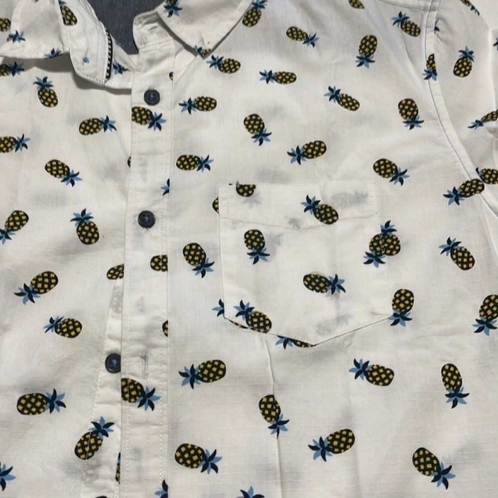 Sovereign‎ code pineapple button down - Picture 3 of 4